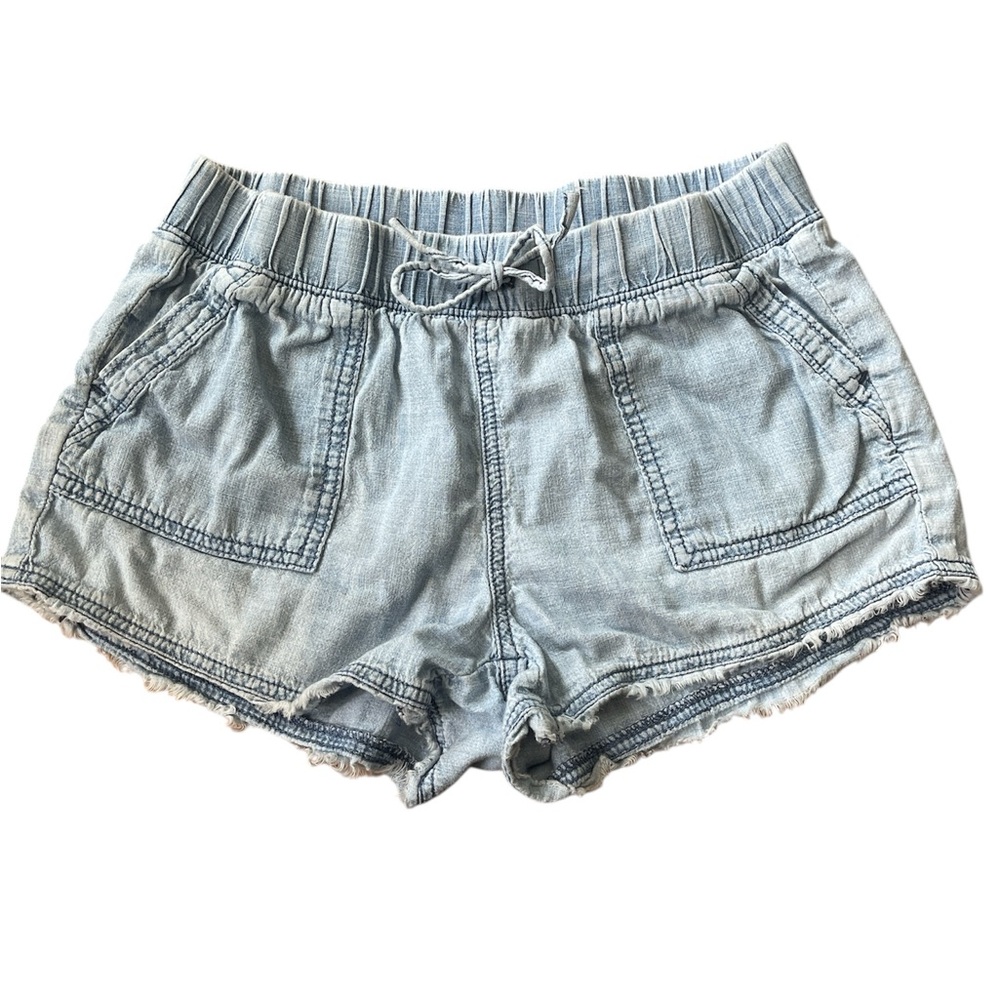 Arizona Jean Company Light Blue Women's Jean Shorts